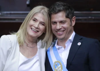 Kicillof asumió su segundo mandato y marcó el rumbo: “Hacen falta derechos, más y mejor Estado”
