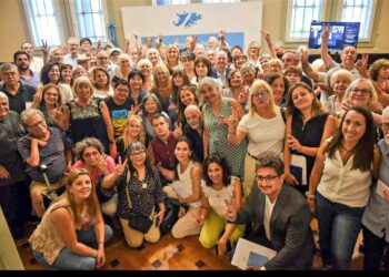 Reunión del bloque de Unión por la Patria con referentes de personas mayores, jubiladas y jubilados