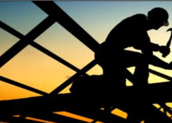 LA LEY DE LA PRECARIZACIÓN