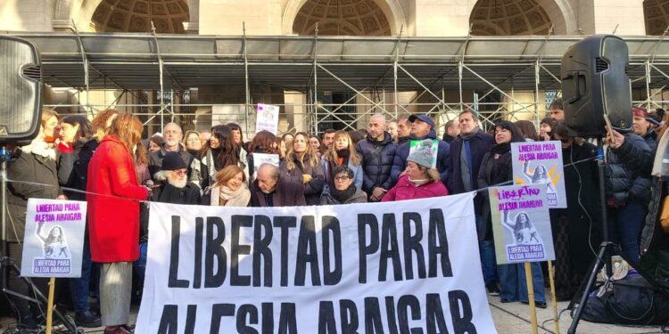 Mujer y militante: el terror libertario